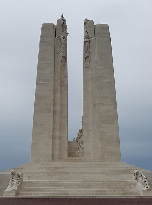 4.-Vimy-Ridge-Canadian-Memorial